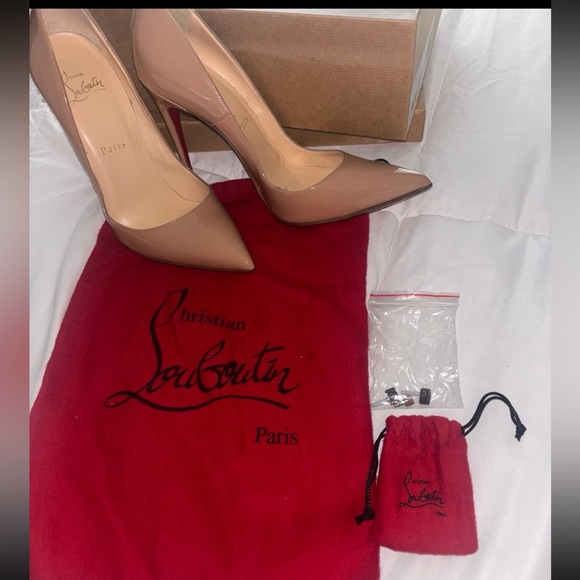 Christian Louboutin So Kate Pumps - Picture 8 of 12